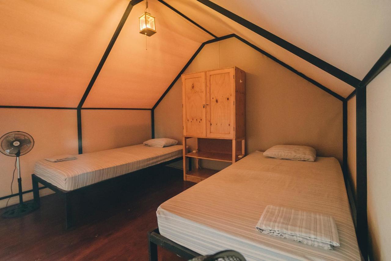 Habitat Surf Glamp Hotell Playa Santa Teresa  Exteriör bild