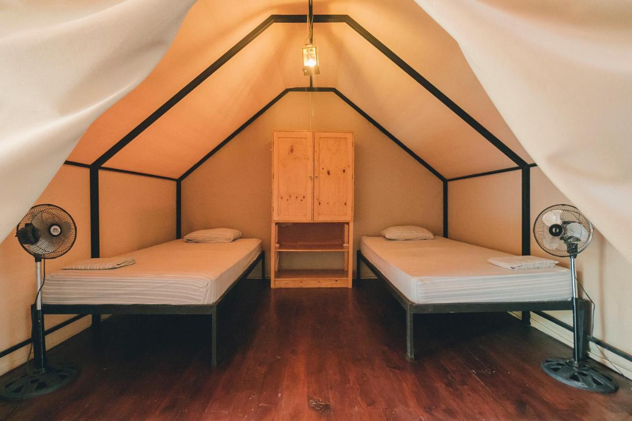 Habitat Surf Glamp Hotell Playa Santa Teresa  Exteriör bild