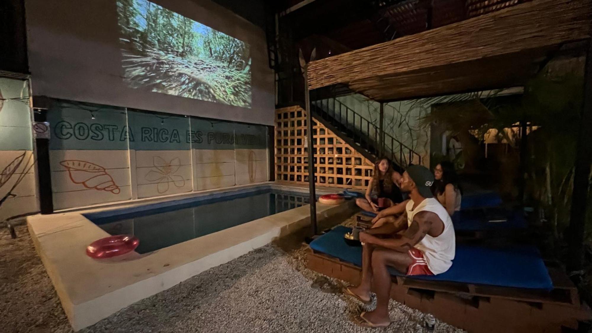 Habitat Surf Glamp Hotell Playa Santa Teresa  Exteriör bild